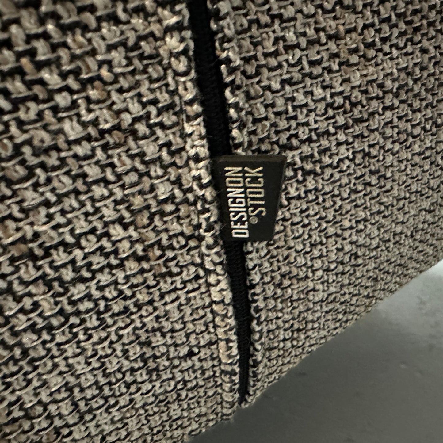 Design on stock set