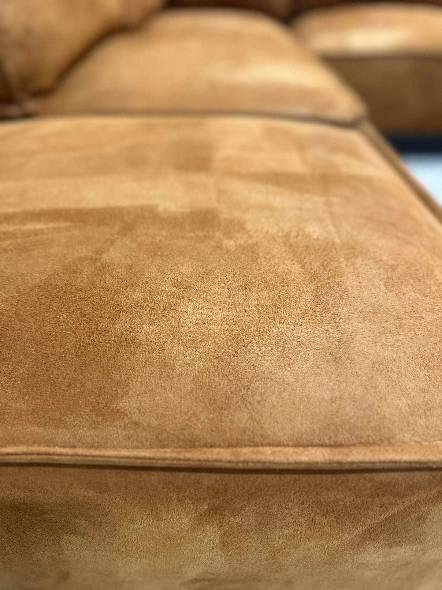 Cognac hoekbank 272x245cm