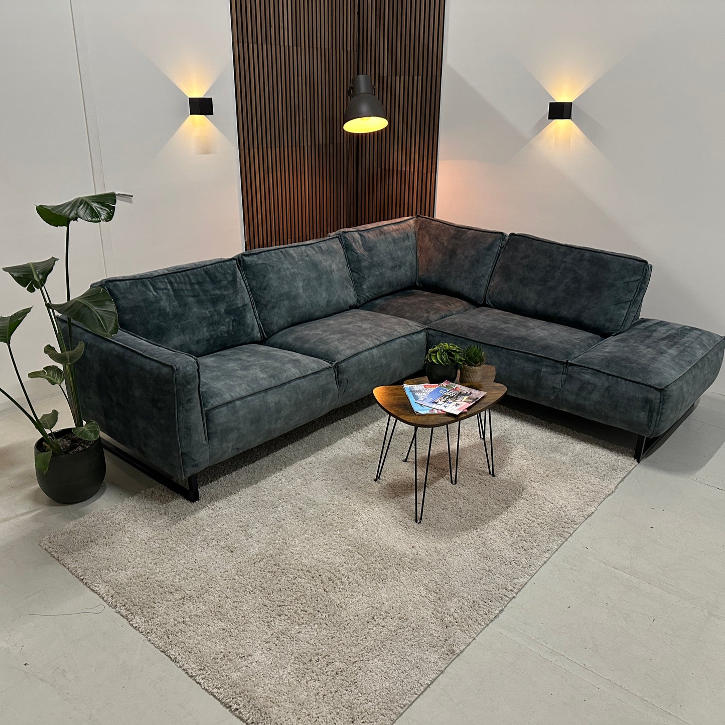 Velvet blauwe hoekbank 265x230cm