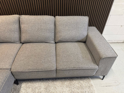 Grijs gemeleerde U-bank