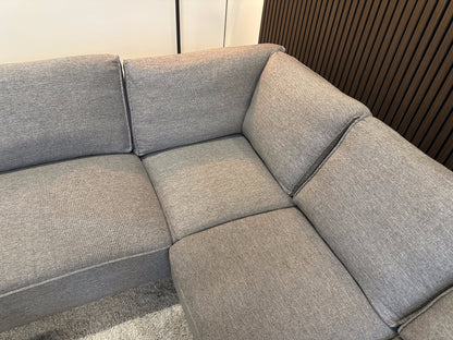 Grijs gemeleerde U-bank