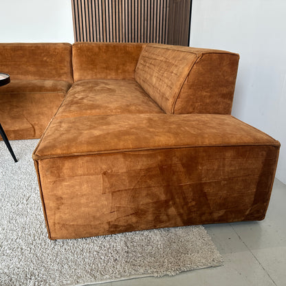 Cognac hoekbank velours 265x210cm