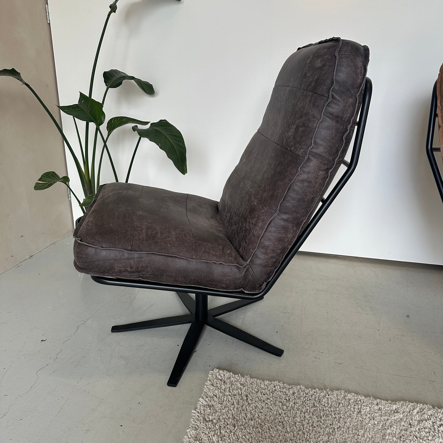 INNO living Odin fauteuil beton donkerbruin