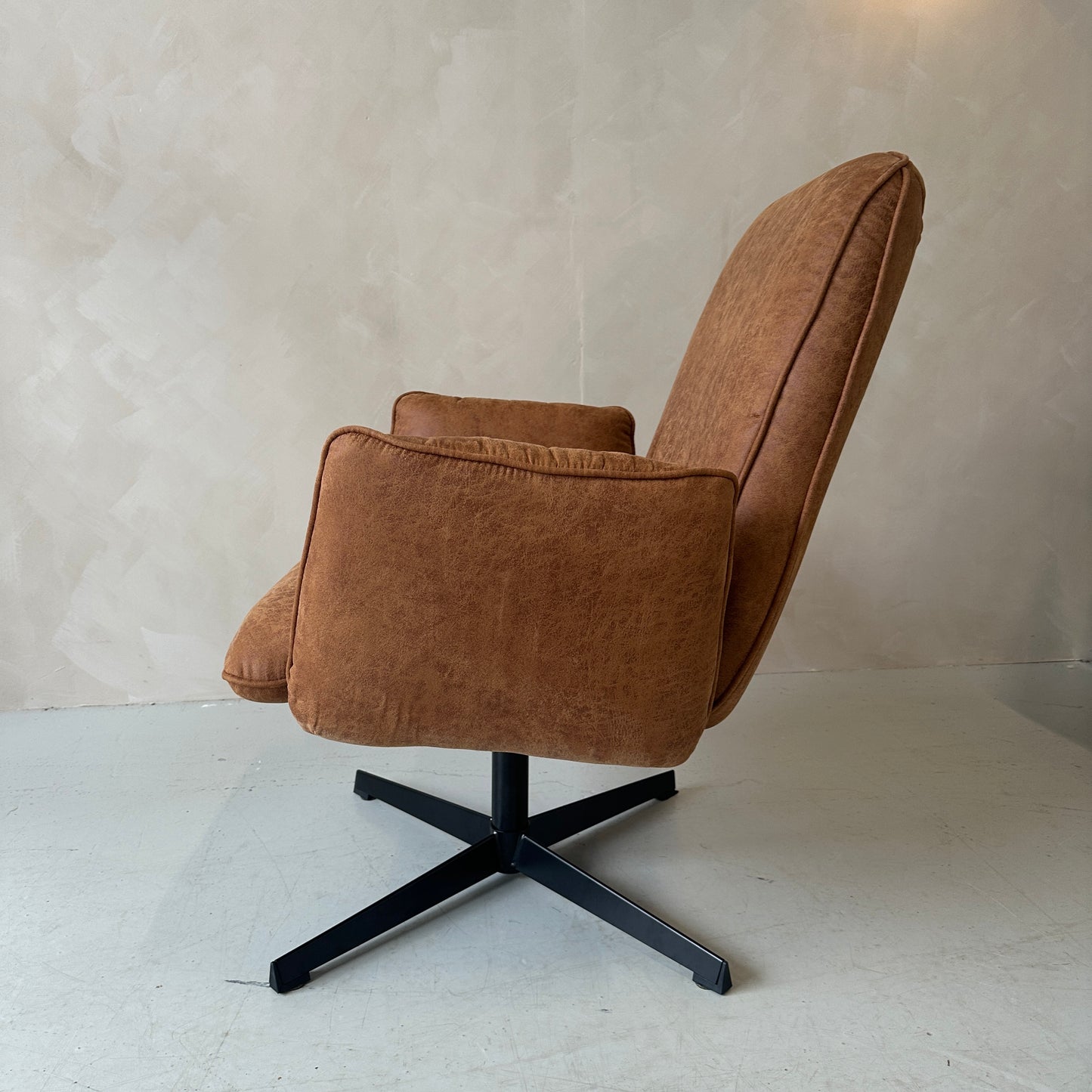 Fauteuil Lugo, kleur cognac