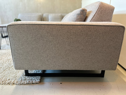 Lichtgrijze hoekbank 317x270cm