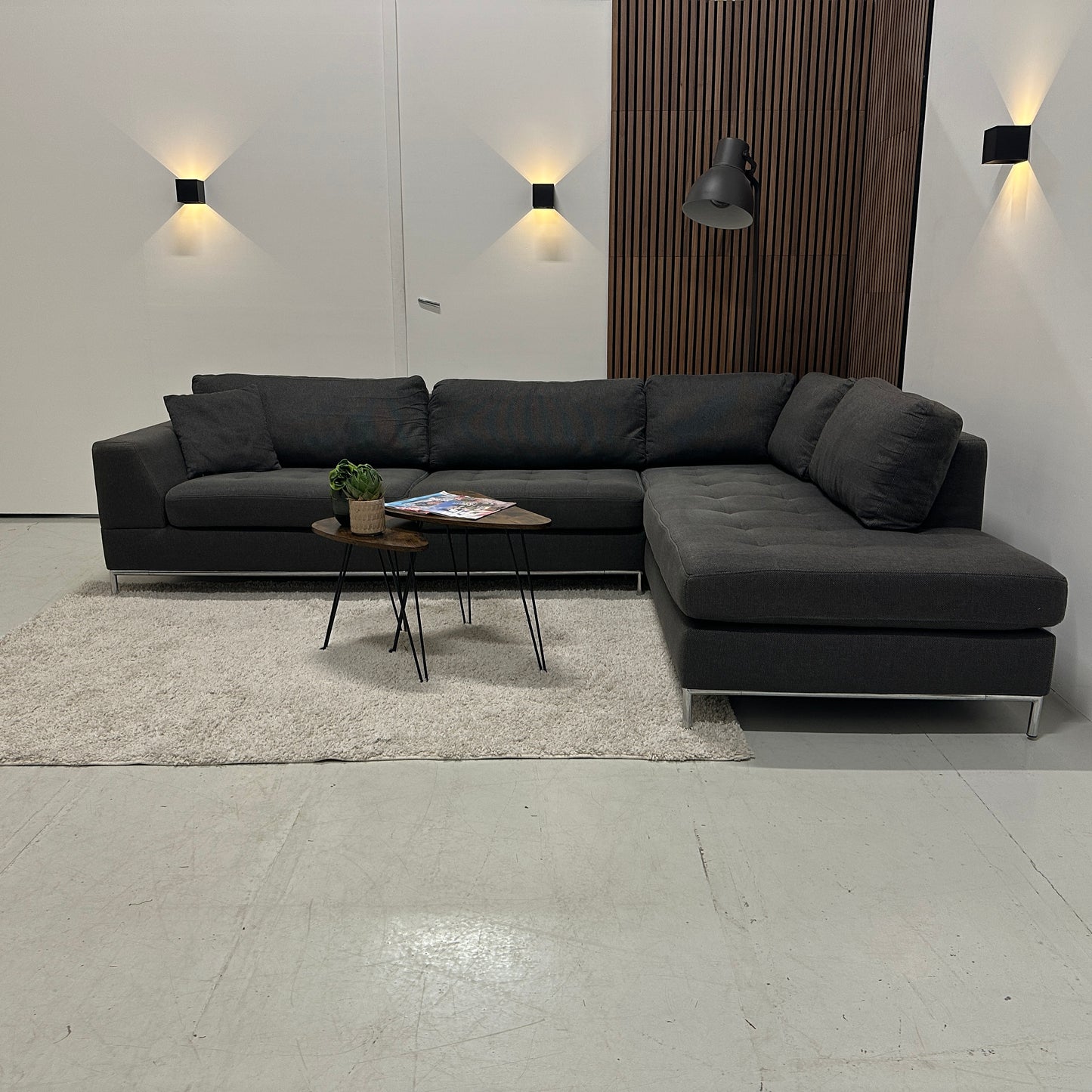 Antracietgrijze hoekbank 300x218cm