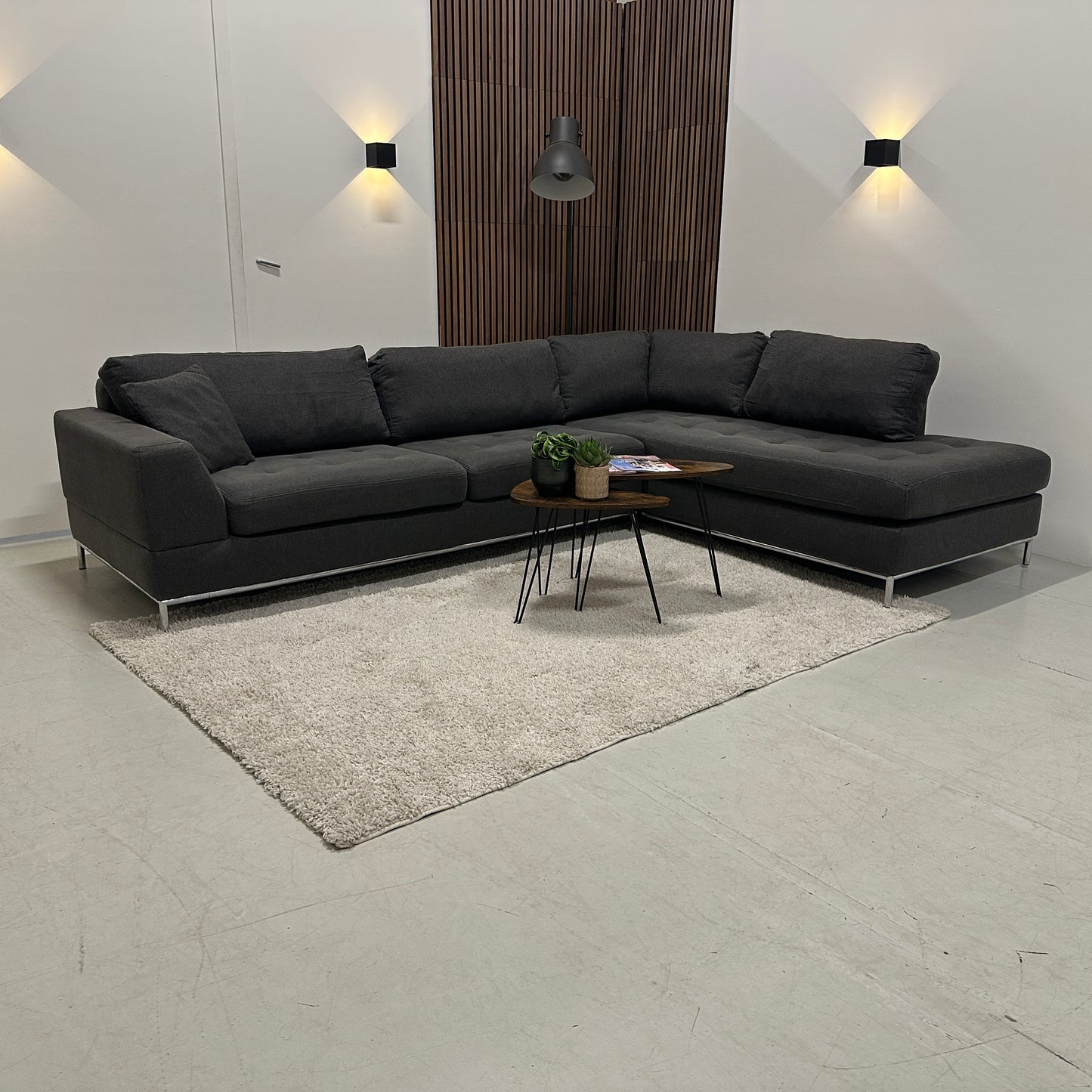 Antracietgrijze hoekbank 300x218cm