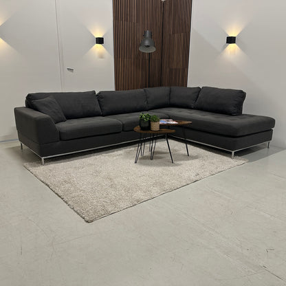 Antracietgrijze hoekbank 300x218cm