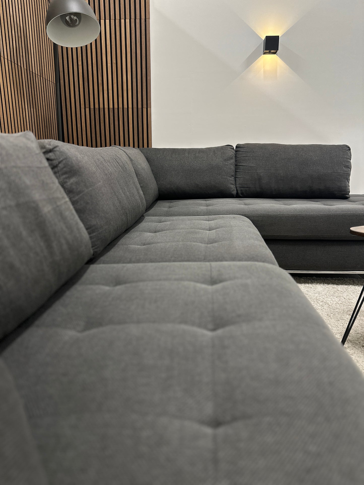 Antracietgrijze hoekbank 300x218cm