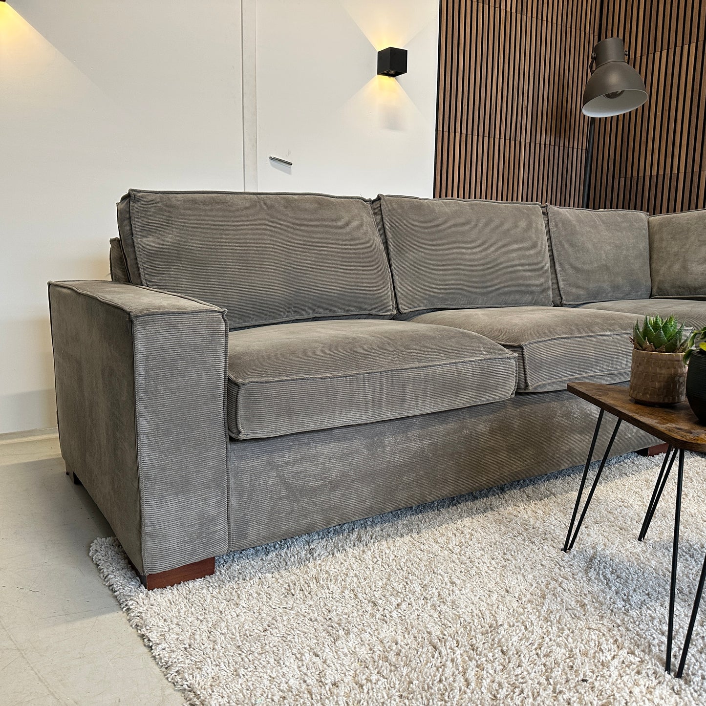 Woood hoekbank ribstof 283x197cm