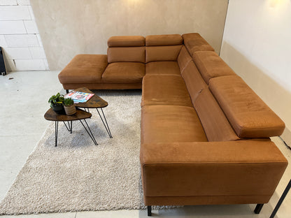 Cognac hoekbank 295x230 cm