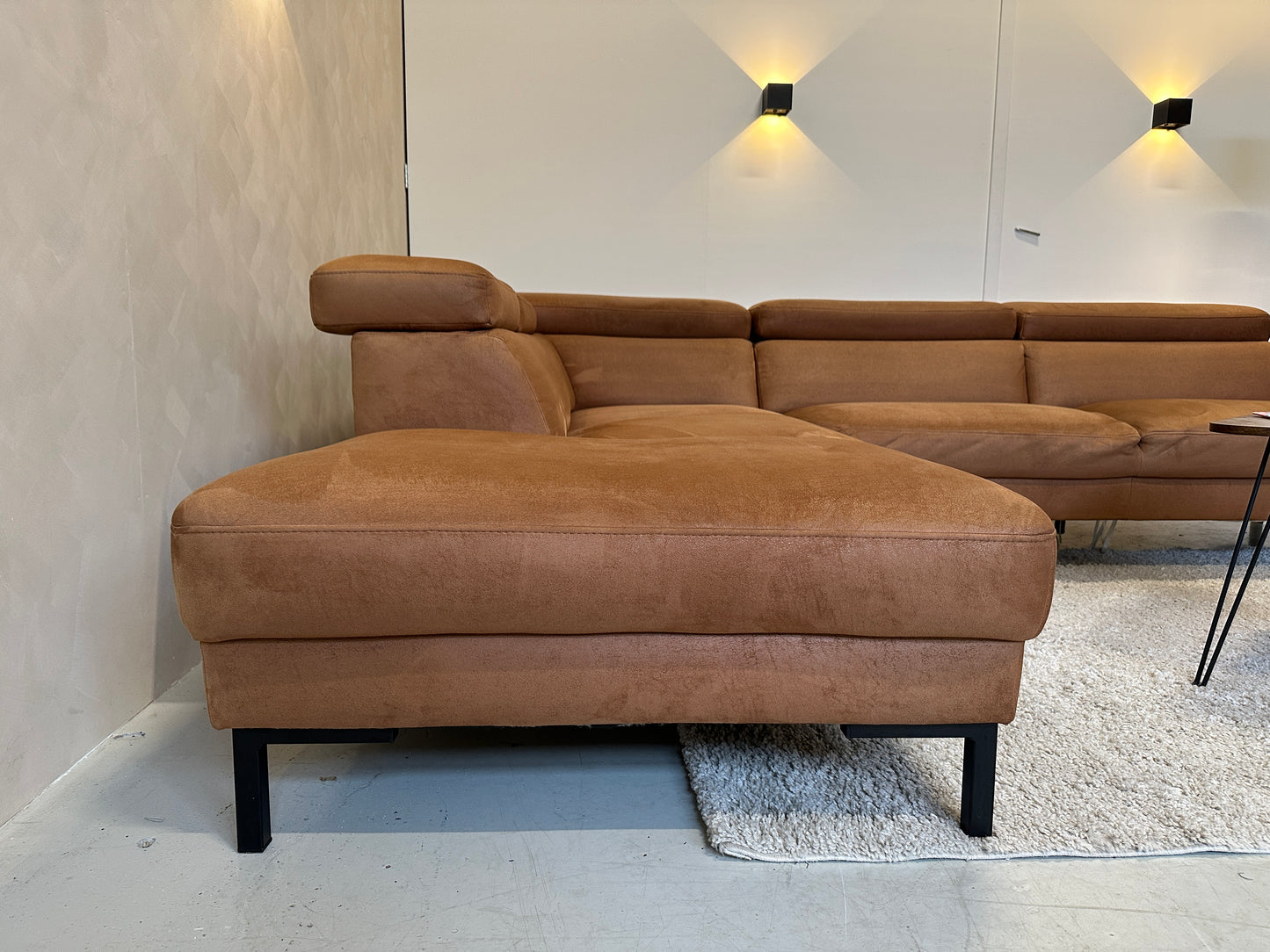 Cognac hoekbank 295x230 cm