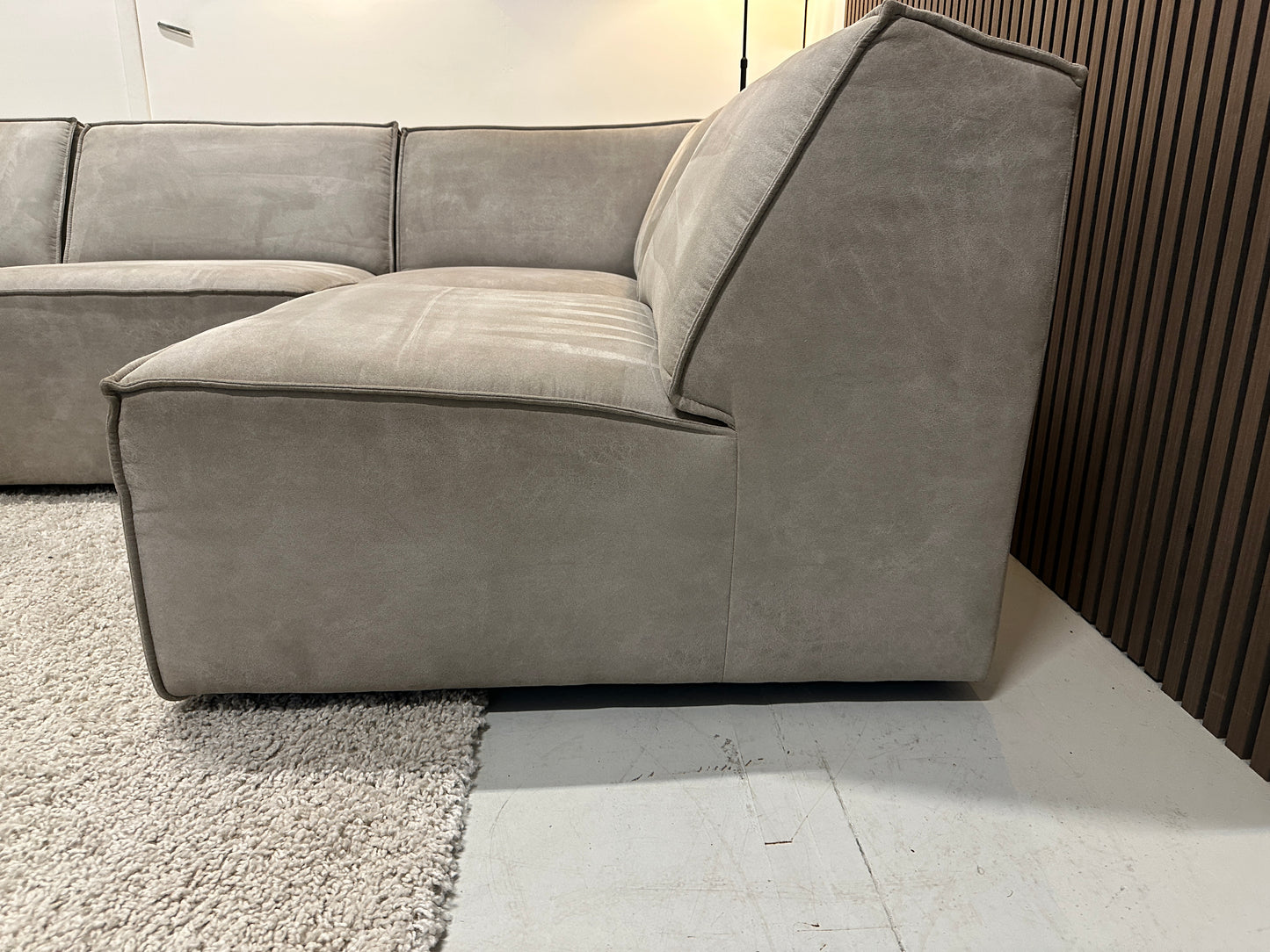 Modulaire hoekbank taupe 276x180cm