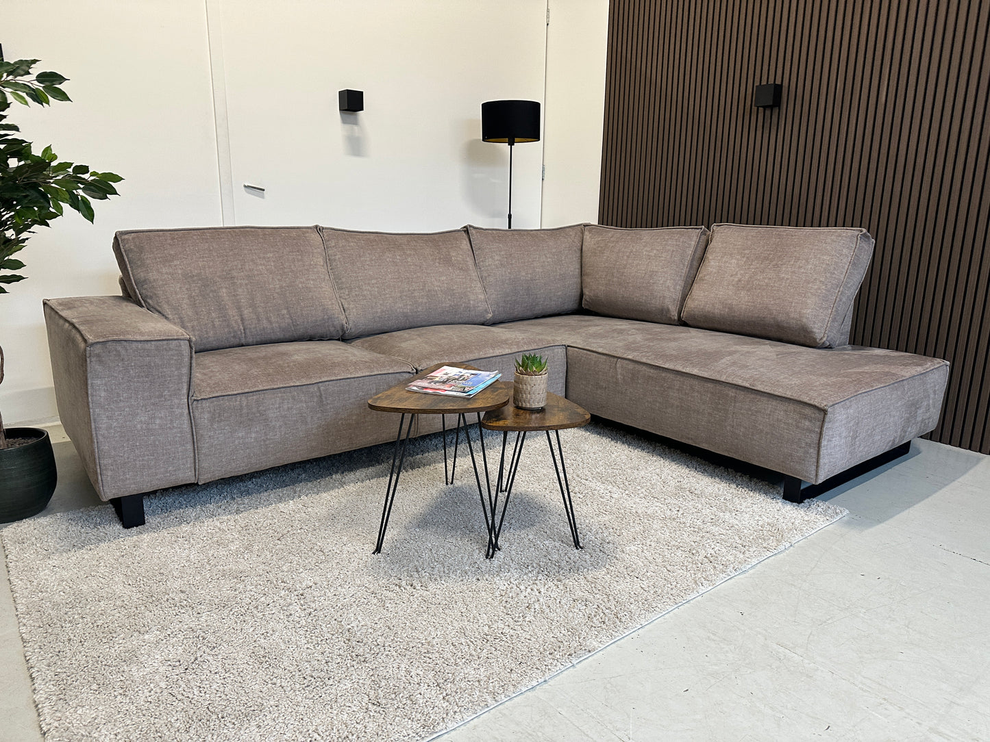 Velours hoekbank 290x223cm