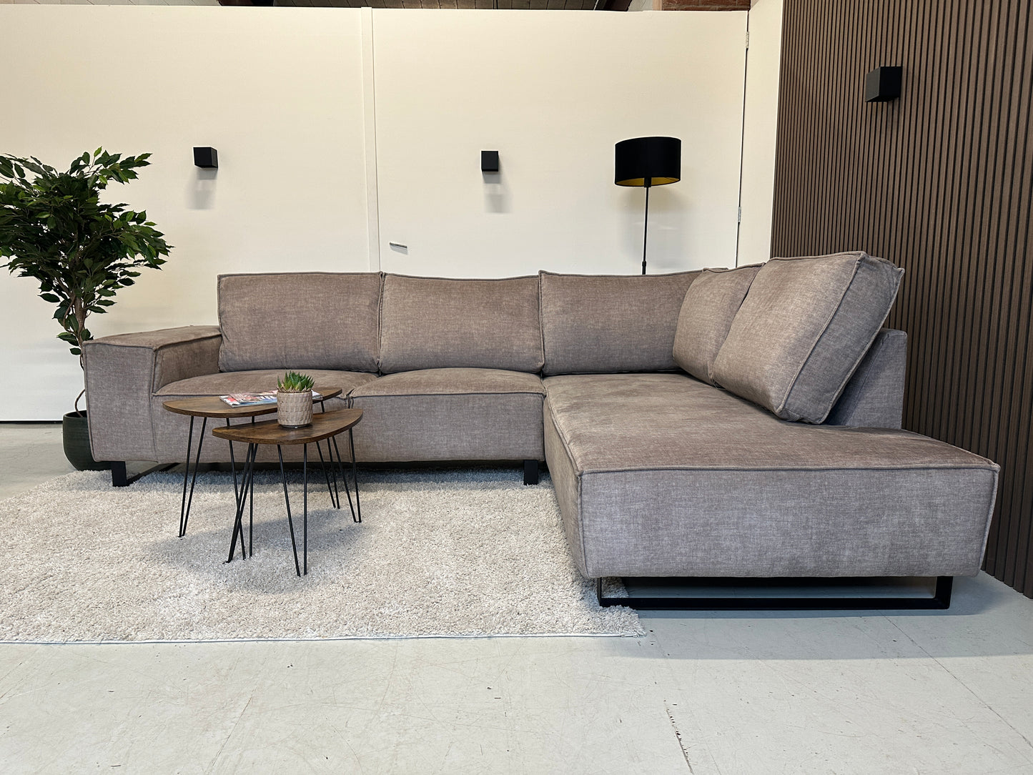 Velours hoekbank 290x223cm