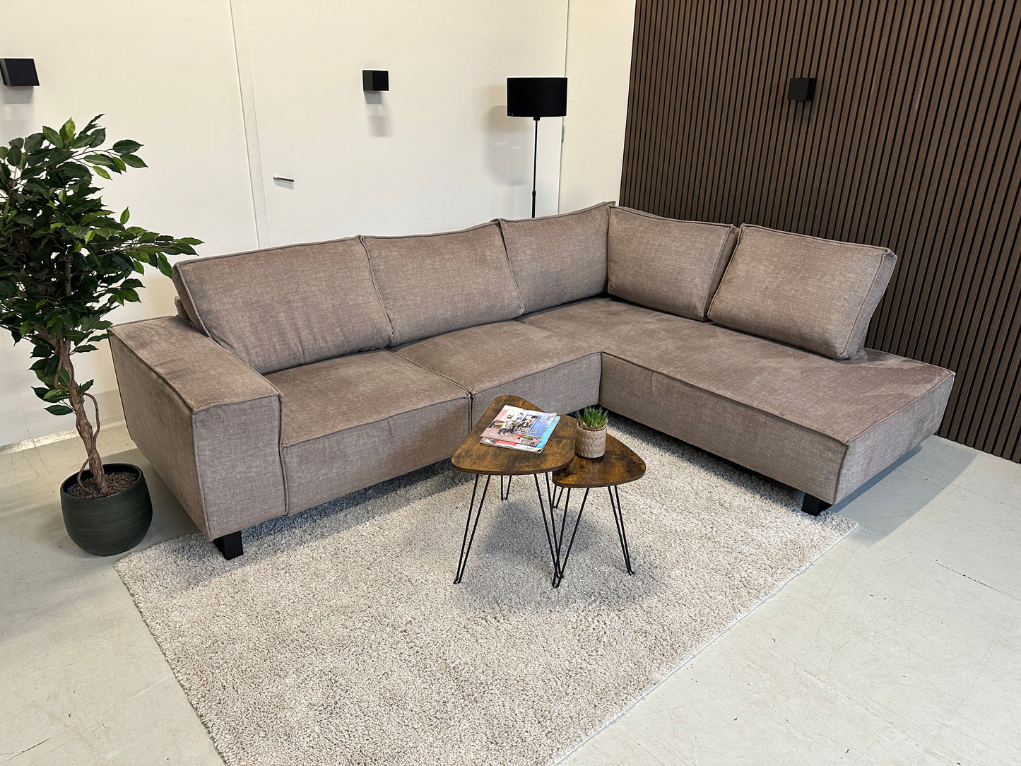 Velours hoekbank 290x223cm
