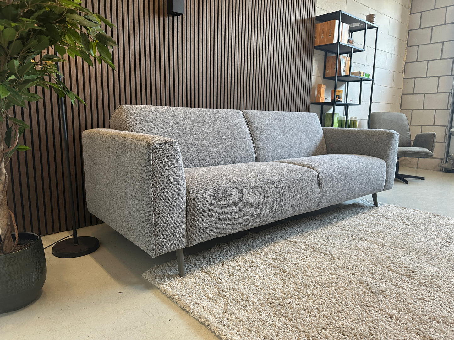 Grijs/blauw sample bank in nieuwstaat, 239x90 cm