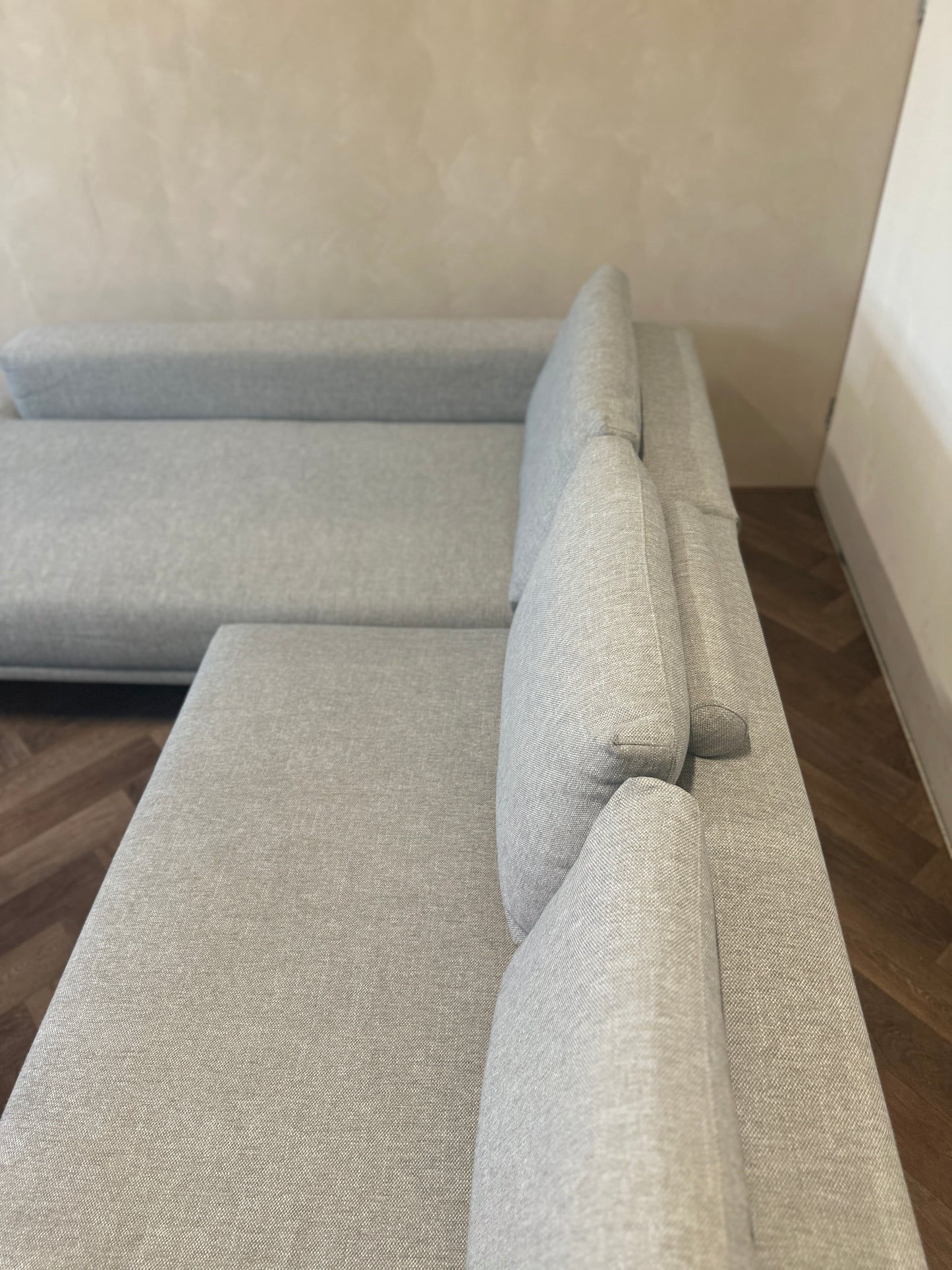 Design On Stock hoekbank lichtgrijs 286x220cm