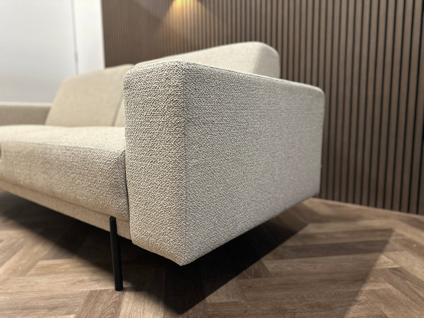beige sample bank in nieuwstaat, 226x90 cm