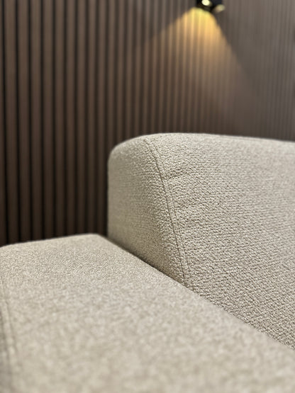 beige sample bank in nieuwstaat, 226x90 cm