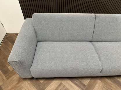 Grijs/blauw sample bank in nieuwstaat, 239x90 cm