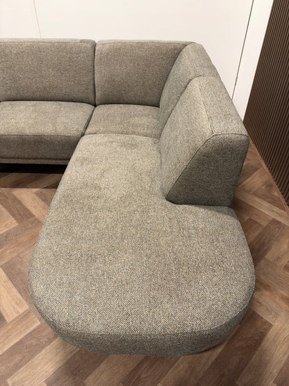 Showroom model hoekbank Axel 271x223 cm