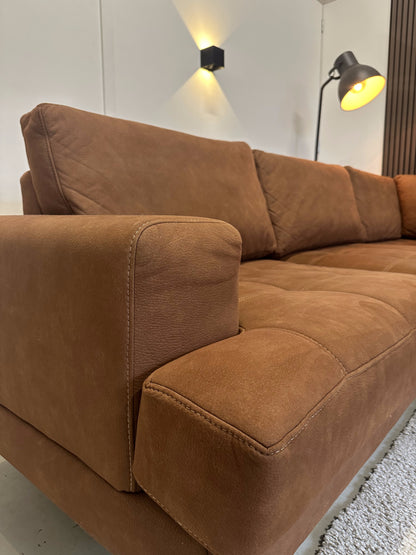 Cognac hoekbank 305x217 cm