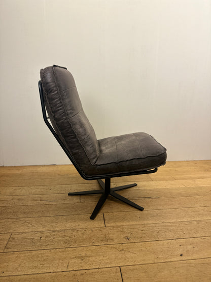 Odin fauteuil van INNO Living concrete-darkbrown