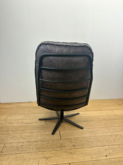 Odin fauteuil van INNO Living concrete-darkbrown